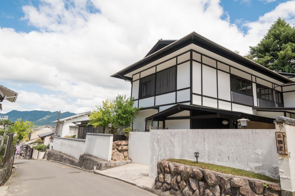 Miyajima Guest House Mikuniya Hatsukaichi Exterior foto